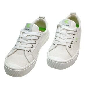 Cariuma OCA Low Off White Canvas Sneakers Womens 7 Mens 5.5 Low Top Shoes
